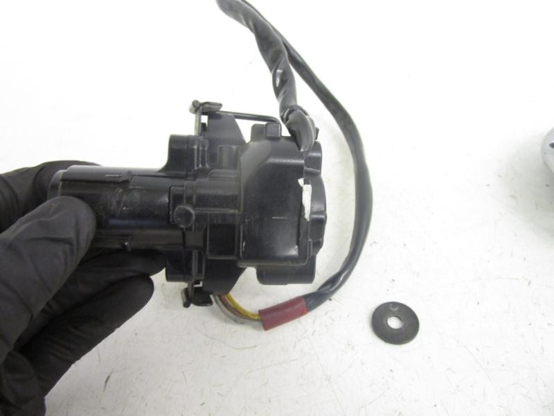 16 Kawasaki ZX 1000 M ABS OEM Ignition Key Switch 27005-0568 2013